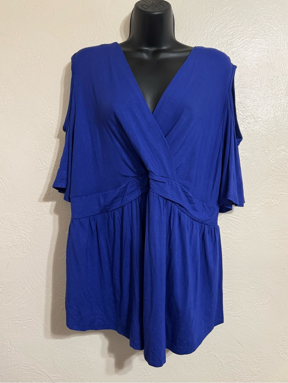 Cold-shoulder Tunic Top in Cobalt 0247